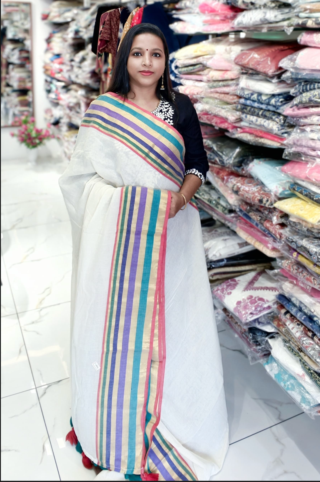 Premium Mull Cotton Saree- (Code -SMC 5002) - Image 2